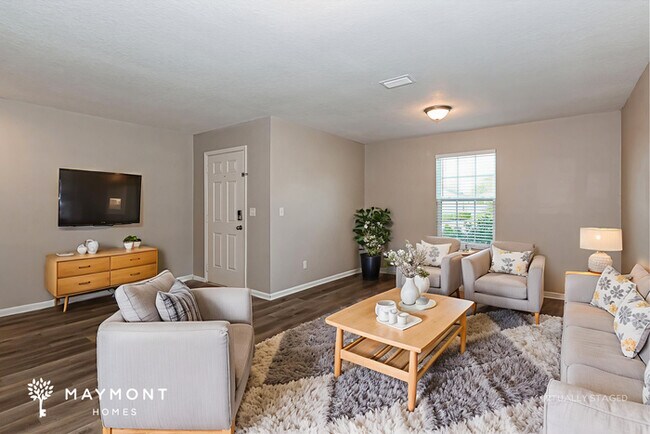 Photo - 77830 Lumber Creek Blvd