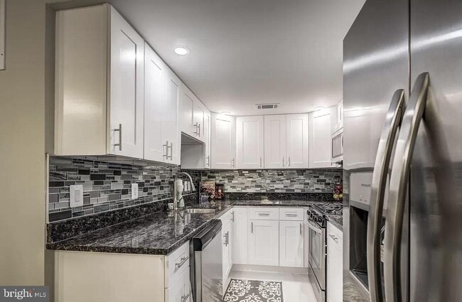 Building Photo - 14822 Bryan Ct