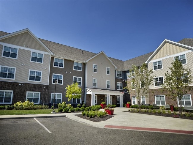 Maple Brook at Golden Pond West - Maple Brook at Golden Pond West Apartments