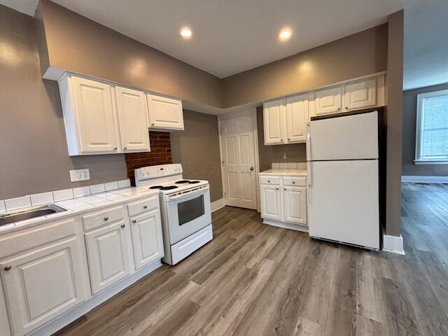 Photo - 880 E Whittier St Rental