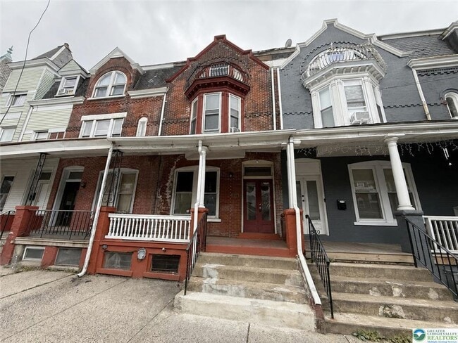 Building Photo - 518 Tilghman St Unit 1