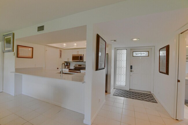 Photo - 20025 Boca W Dr