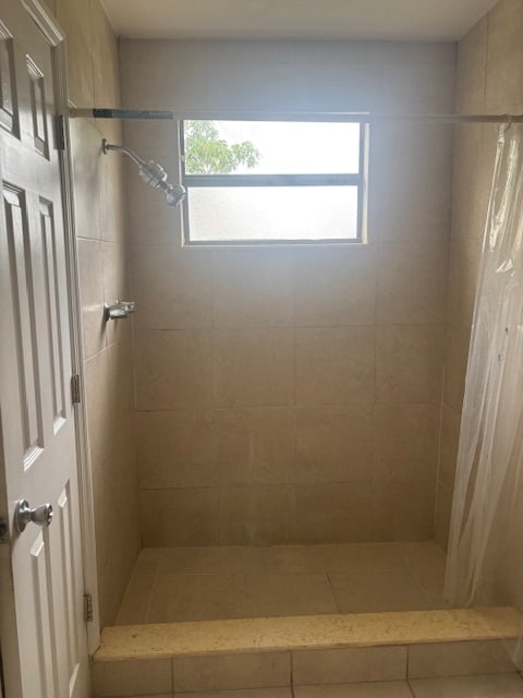 Photo - 1420 N 69th Way