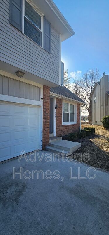 Photo - 11905 W 117th Terrace