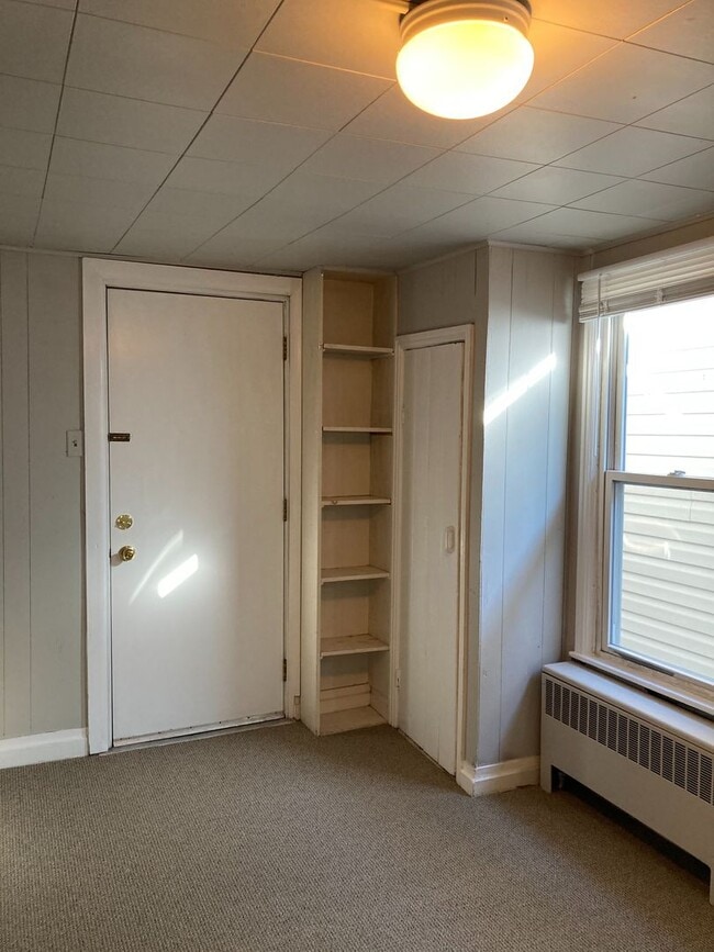 Photo - 38 N Earl St Unit Apt 2