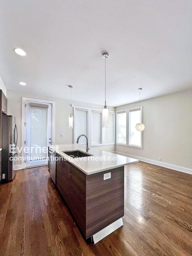 Photo - 1804 Cahal Ave