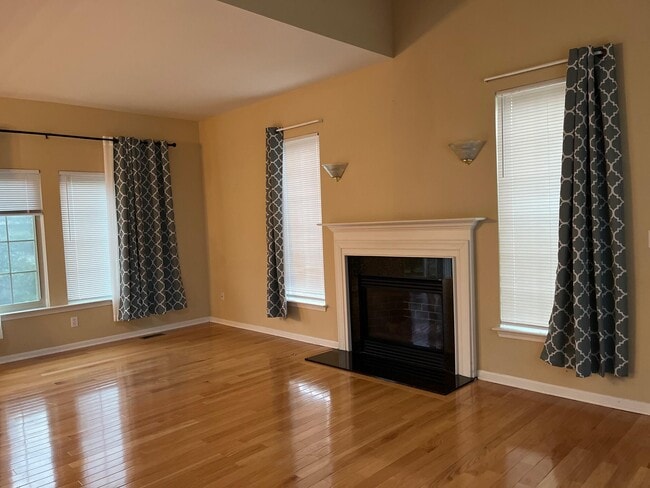 Photo - 6057 Quebec Ave