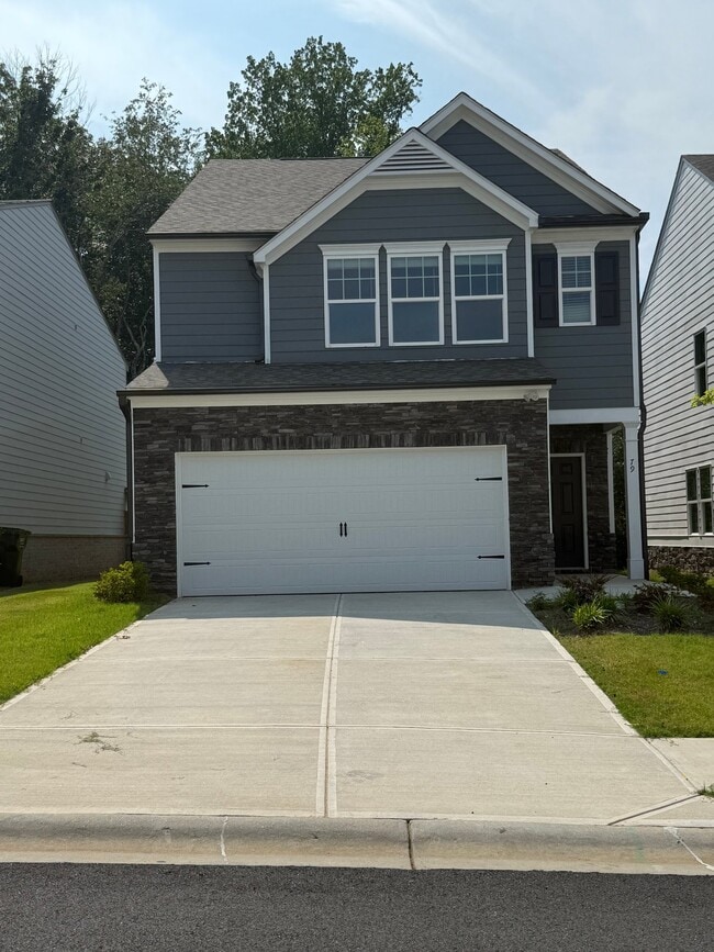 Building Photo - 79 Pineview Dr