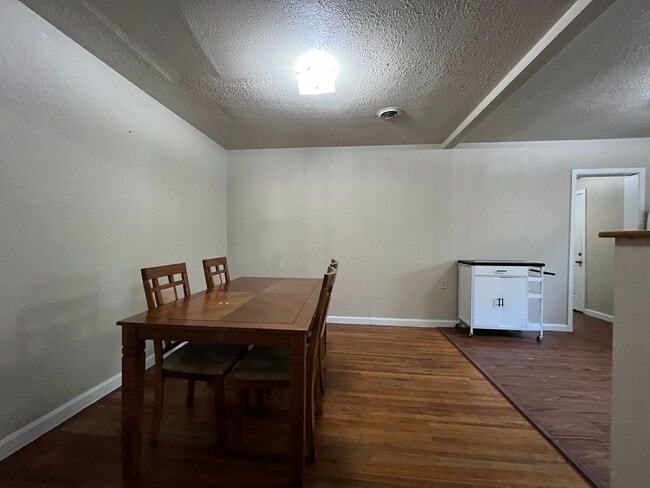 Photo - 728 N Marion Ave