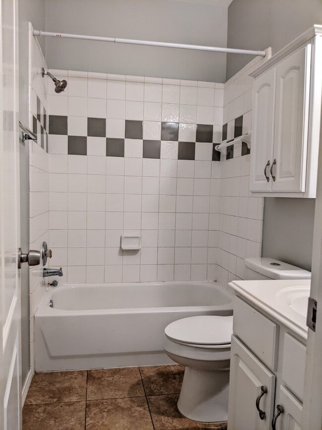 Photo - 122 Brazos Gardens Dr