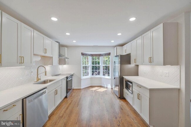 Photo - 8501 Enochs Dr