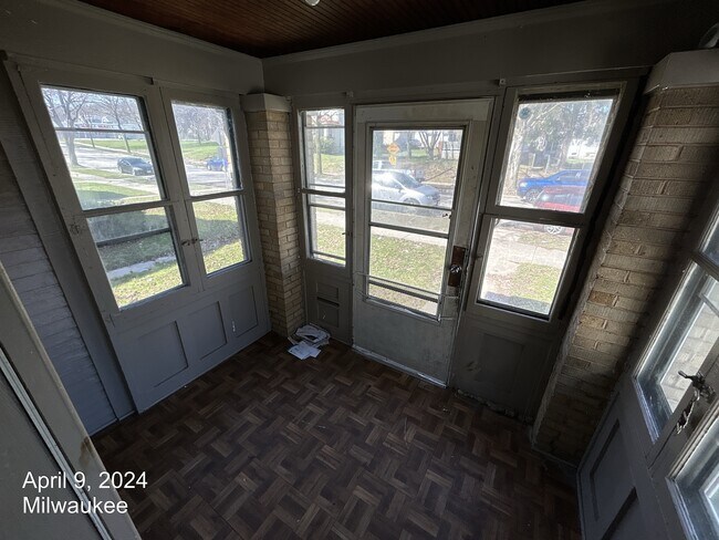 Photo - 2634 N 56th St