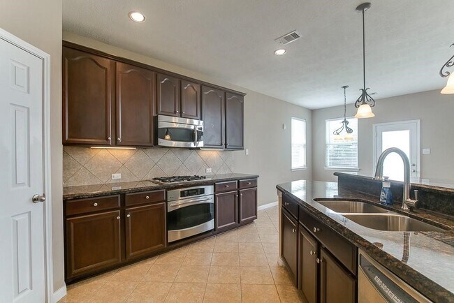 Photo - 5803 Cedar Field Way