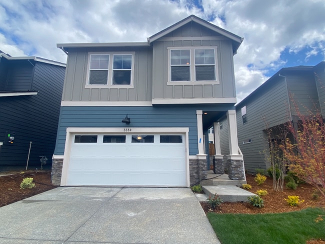 Building Photo - 3550 SW Snowberry Ave