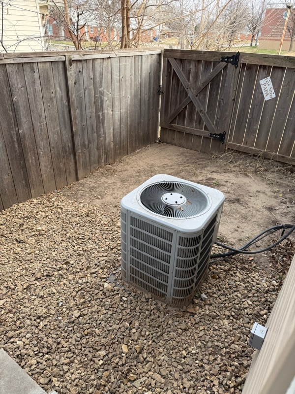 Photo - 703 S Hydraulic Ave