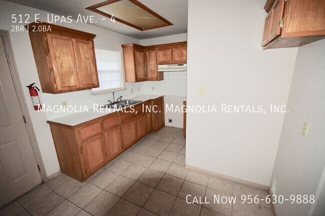 Photo - 512 E Upas Ave Apartment Unit 4
