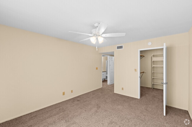 3BR, 2BA - 1,200SF - Primary Bedroom