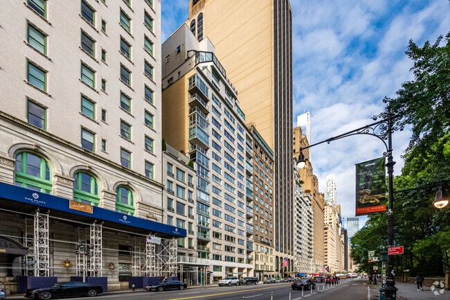 Photo - 24 Central Park S