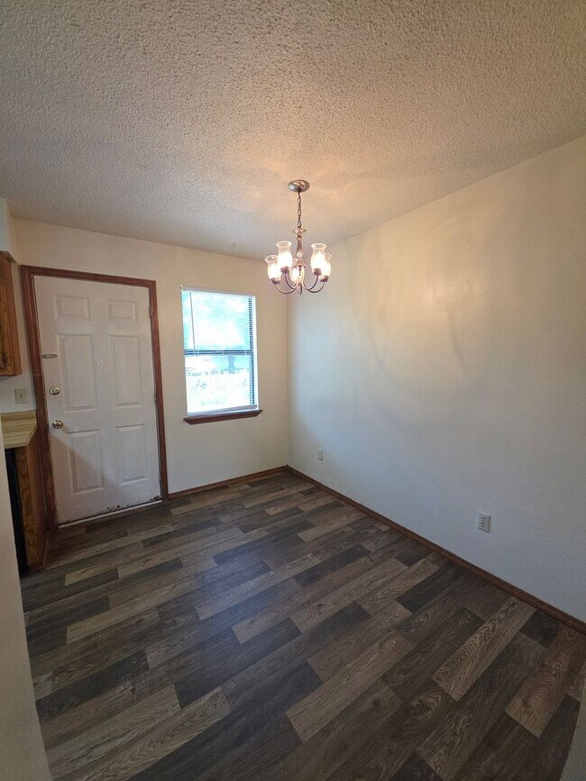 Photo - 1208 S Frankfort Ave Unit D