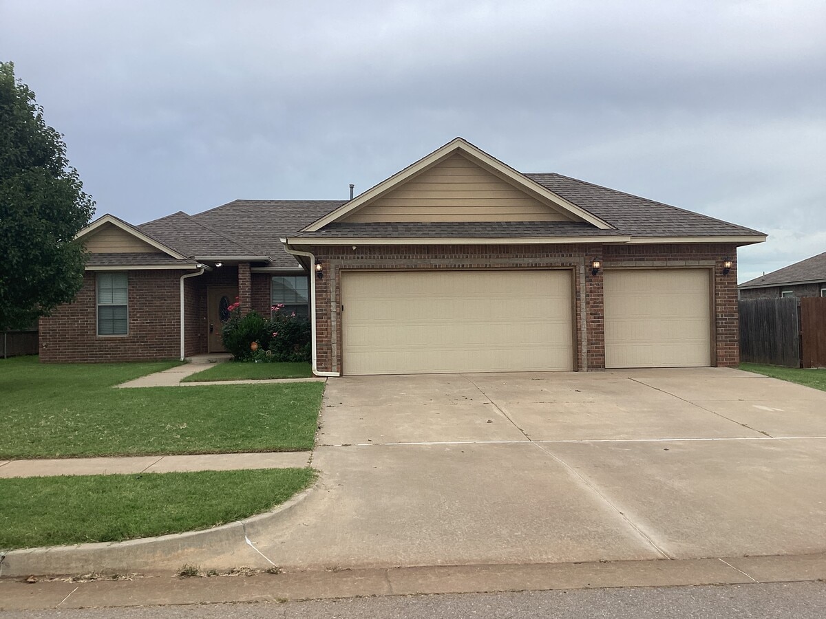Photo - 8809 SW 46th St House
