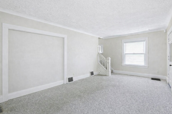 Photo - 346 Cleveland Ave N