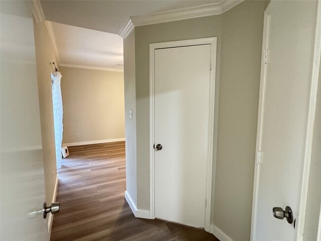 Building Photo - 6500 Harbor Town Dr Unit 2606
