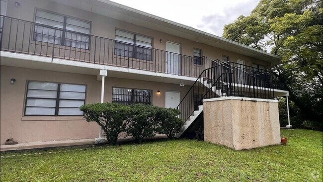 Building Photo - 501 W Ohio Ave Unit 21 Rental