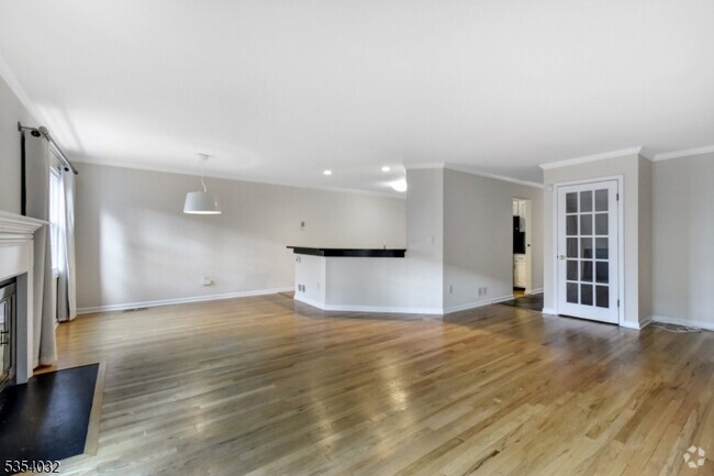 Building Photo - 10 Independence Way Rental