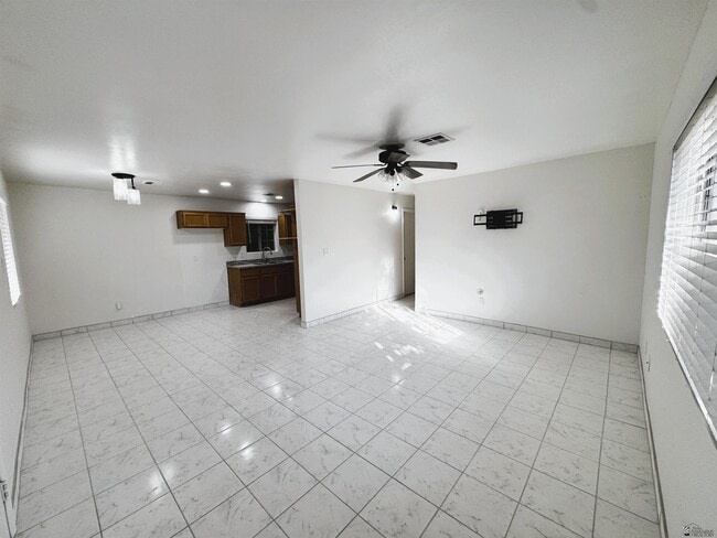 Photo - 726 Calle Nueva Vida