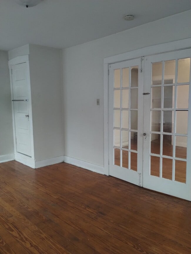 Building Photo - 41 S Water St Unit #2 Rental