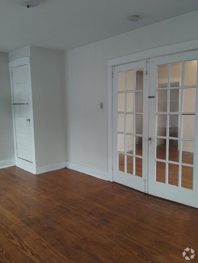 Building Photo - 41 S Water St Unit #2 Rental