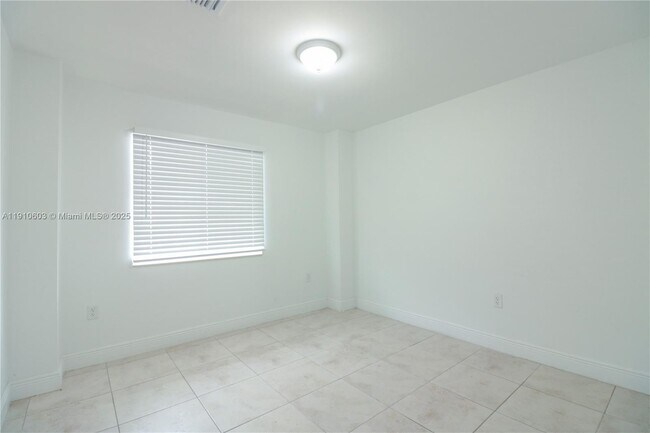 Photo - 1955 NW 5th Pl Unit 3