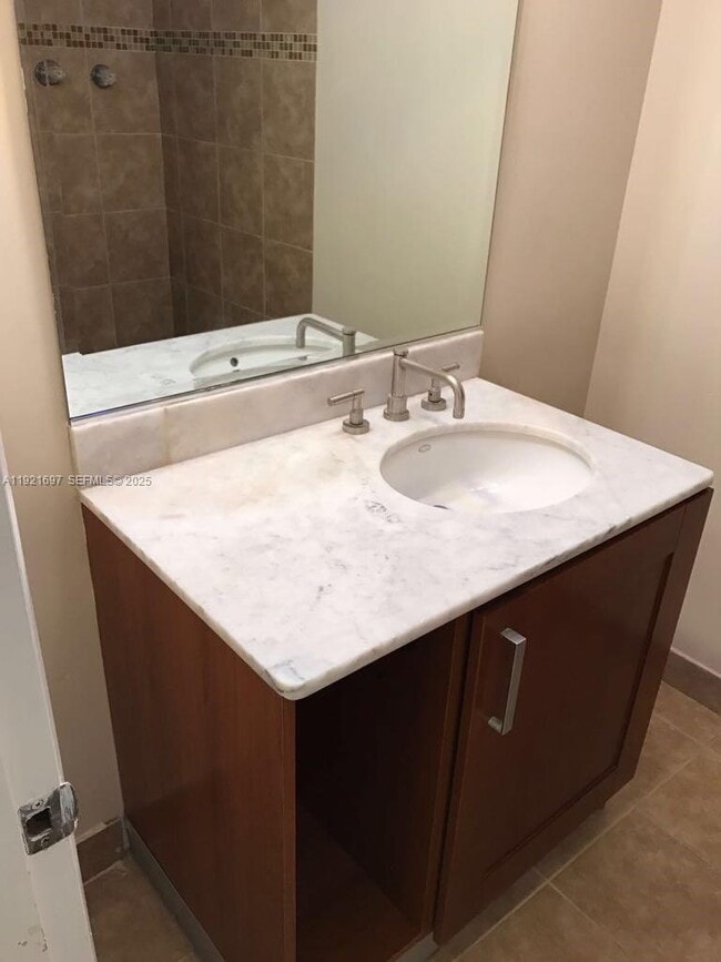 Photo - 1450 NE 191st St Unit 101