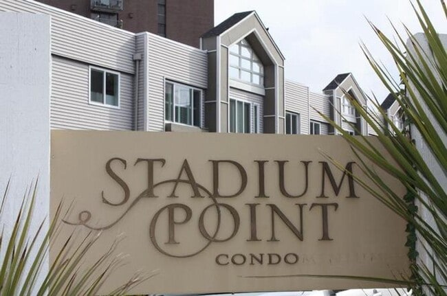 Building Photo - Stadium district 1 bedroom condo!