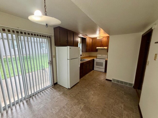 1027 Quincy St Unit 1027 Quincy