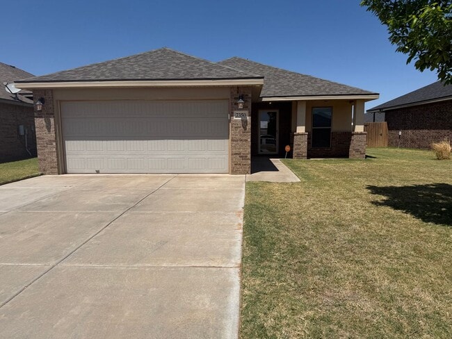 Building Photo - 3/2 in Frenship ISD, available MAY!!!