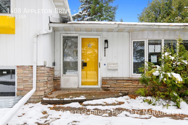 Photo - Amazing Appleton-3 Bed upper level apartment for rent in Pineview Unit A