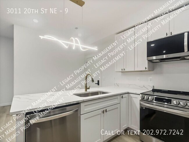 Photo - 3011 20th St NE Unit 9