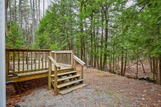 Photo - 28 Grachen Dr