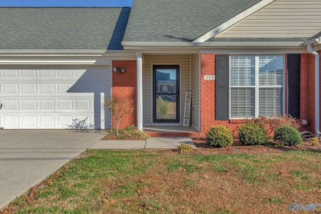 Photo - 113 Delta Pine Dr