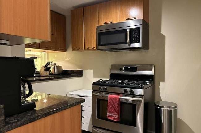 Photo - 830 W Altgeld St Unidad 1R