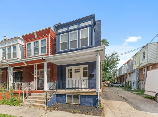 Photo - 2066 Eastburn Ave