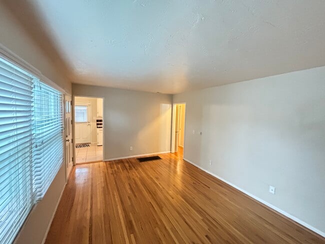 Photo - 2632 A St Unidad 2632 A St