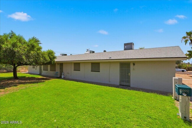 Building Photo - 1321 E Carol Ave Unit Apt 3