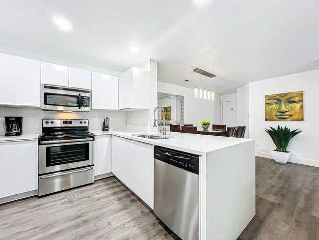 Photo - 7524 Seurat St Unit 201