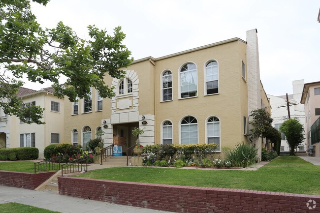 Photo - 151 S Maple Dr