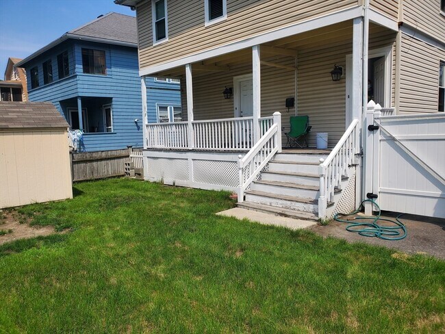 Photo - 18 Kenmore Rd Unit 2