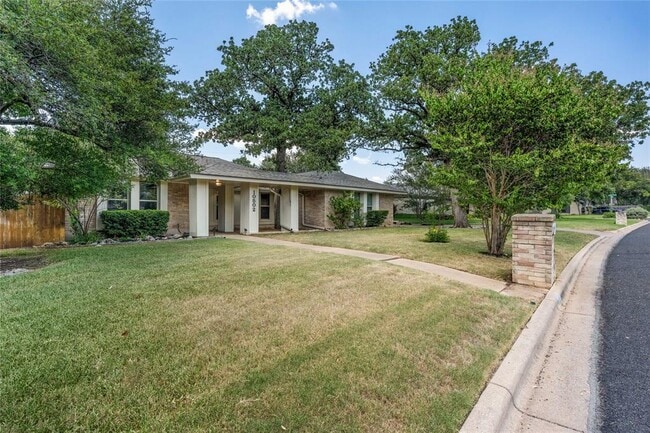 Photo - 10502 Spicewood Pkwy