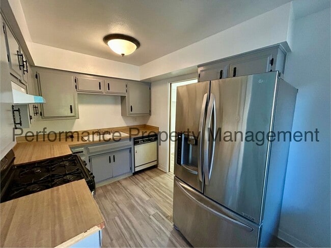 Photo - 4324 Orrick Ct Unit B