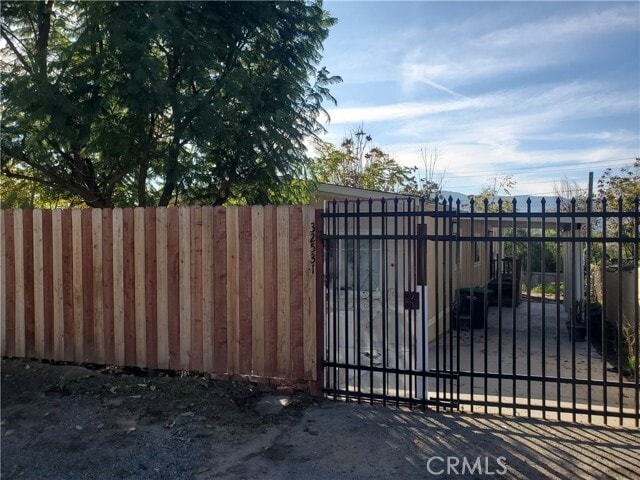 Photo - 32531 Crescent Ave